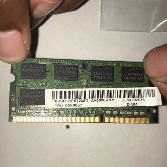 Samsung 8 Gb SoDIMM RAM - Picture 2 of 2